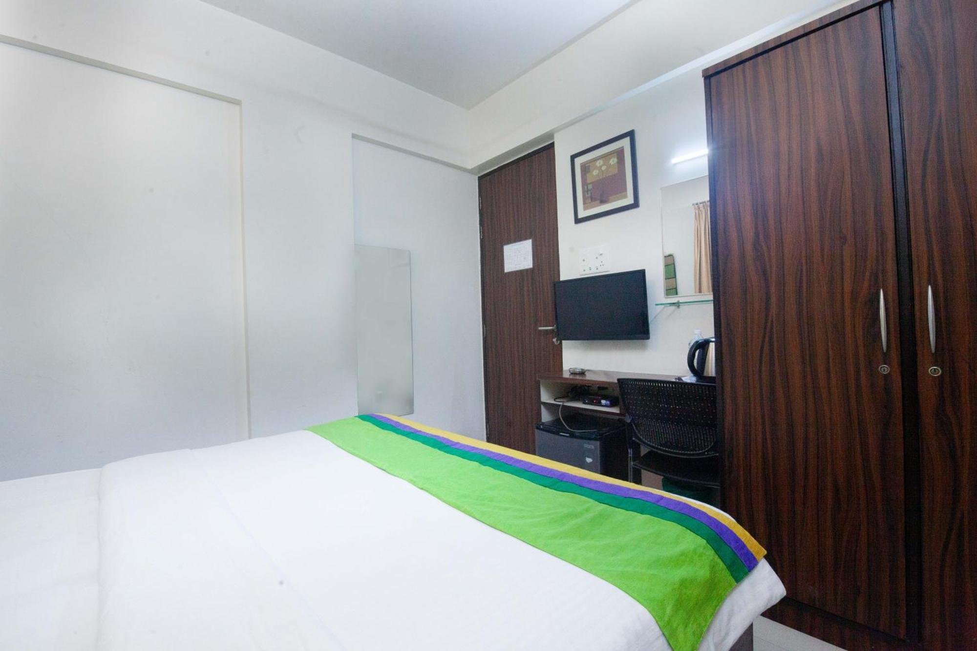 Treebo Park View Hadapsar Hotell Pune Exteriör bild