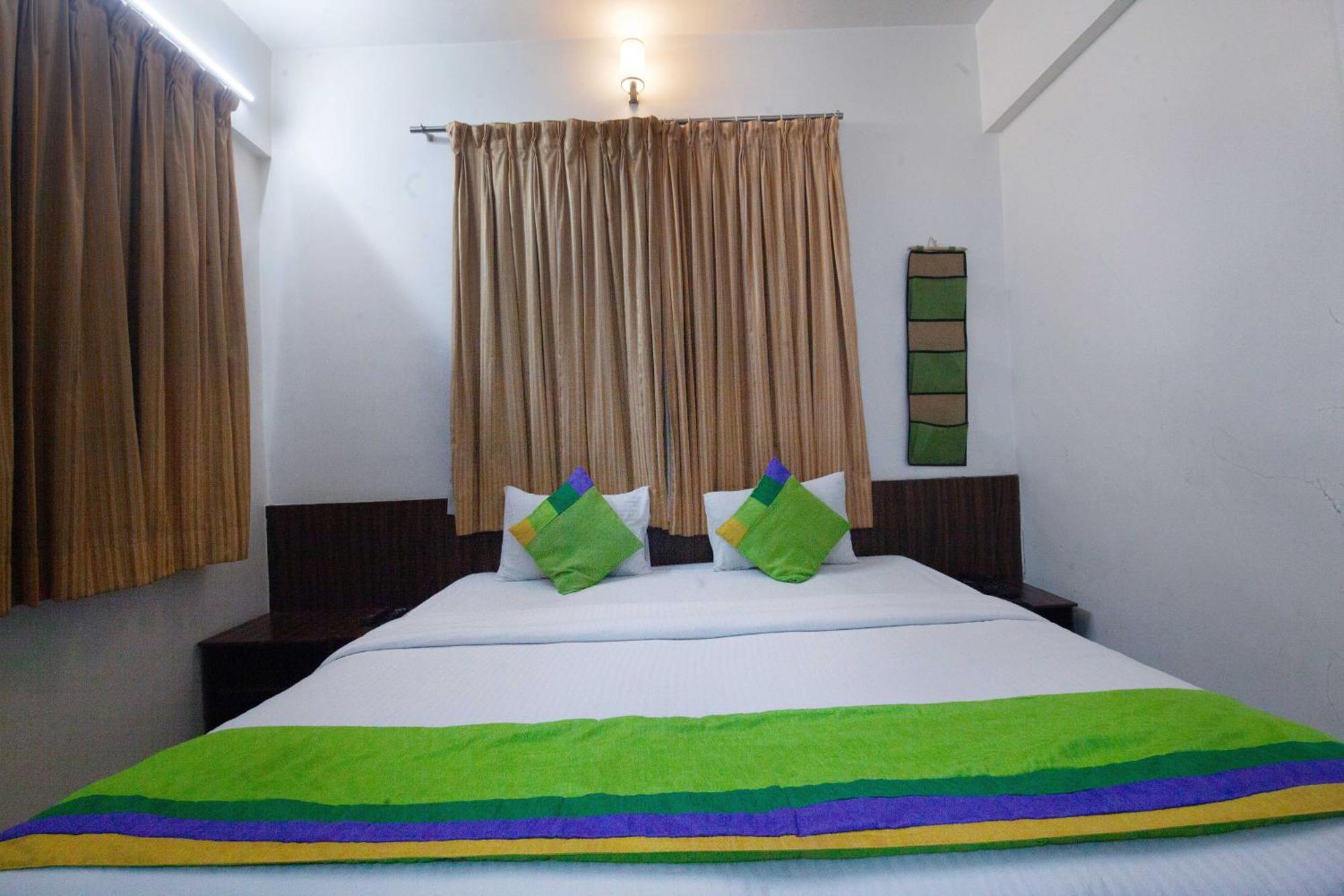 Treebo Park View Hadapsar Hotell Pune Exteriör bild