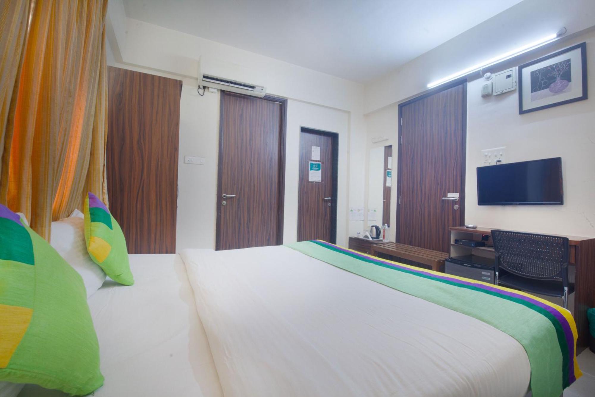 Treebo Park View Hadapsar Hotell Pune Exteriör bild