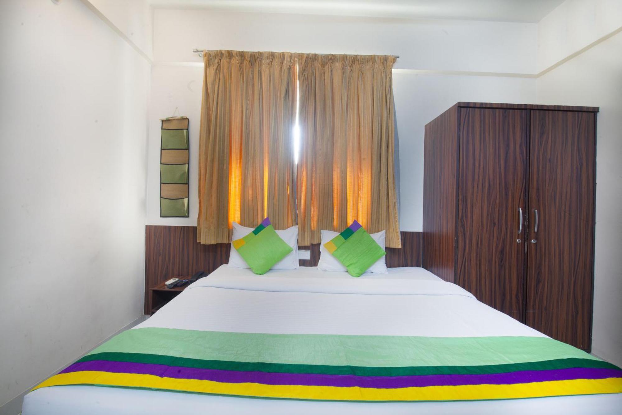 Treebo Park View Hadapsar Hotell Pune Exteriör bild